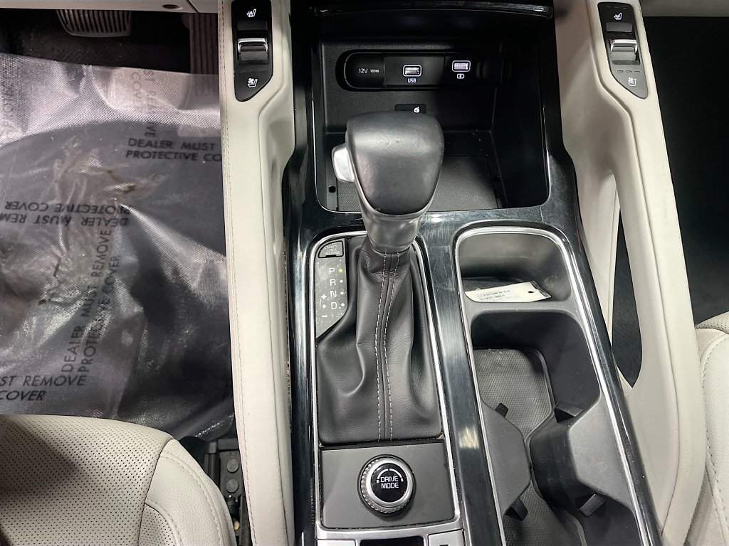 2021 Kia Telluride photo 17 of 35