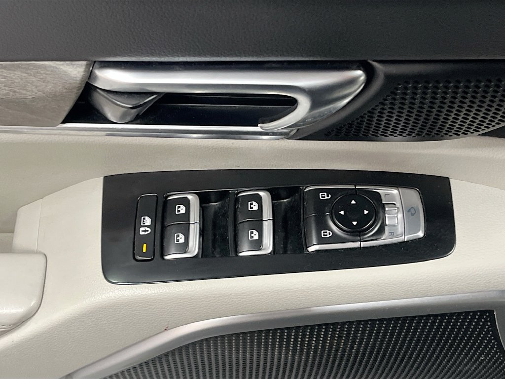 2021 Kia Telluride photo 18 of 35