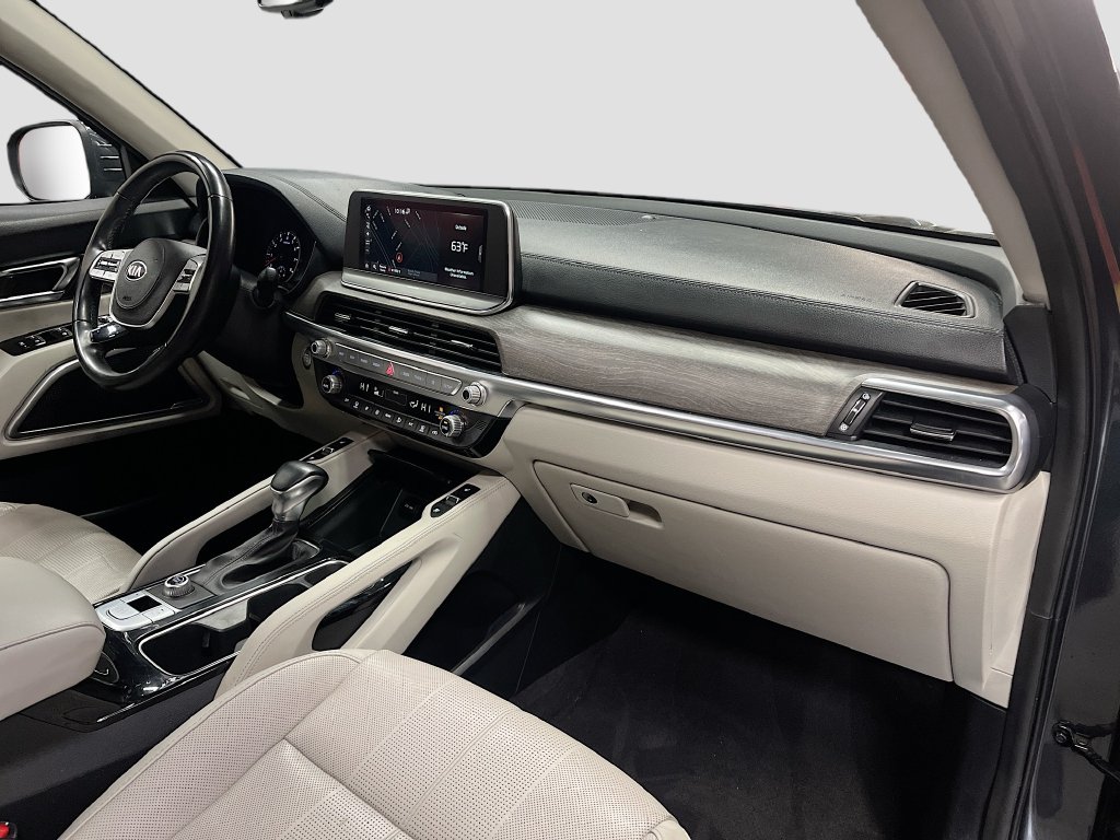 2021 Kia Telluride photo 32 of 35