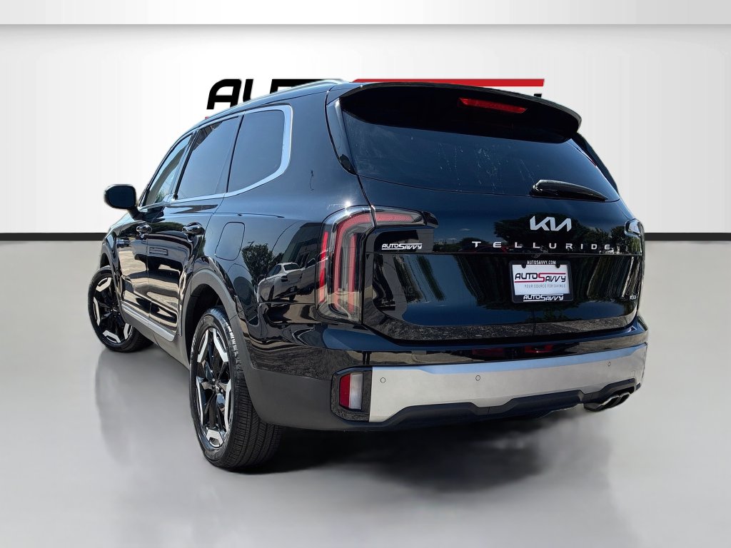 2024 Kia Telluride photo 5 of 35