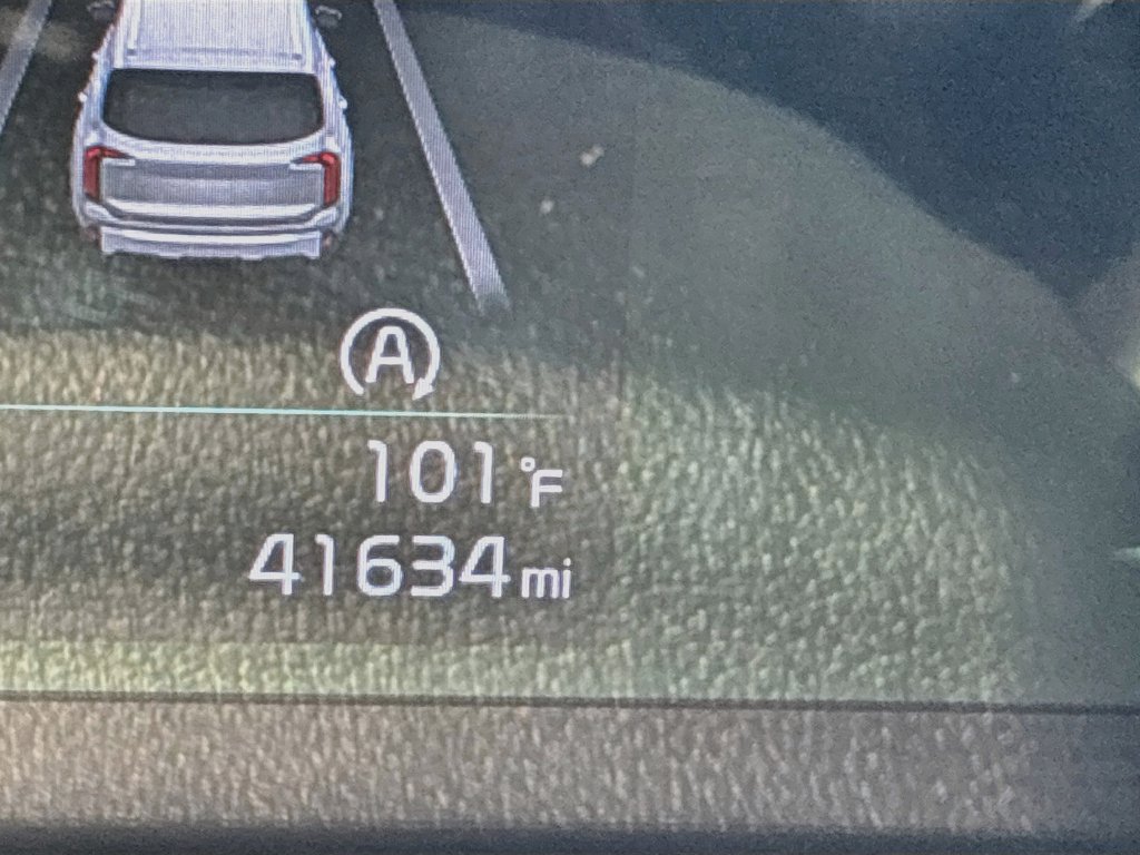 2024 Kia Telluride photo 12 of 35