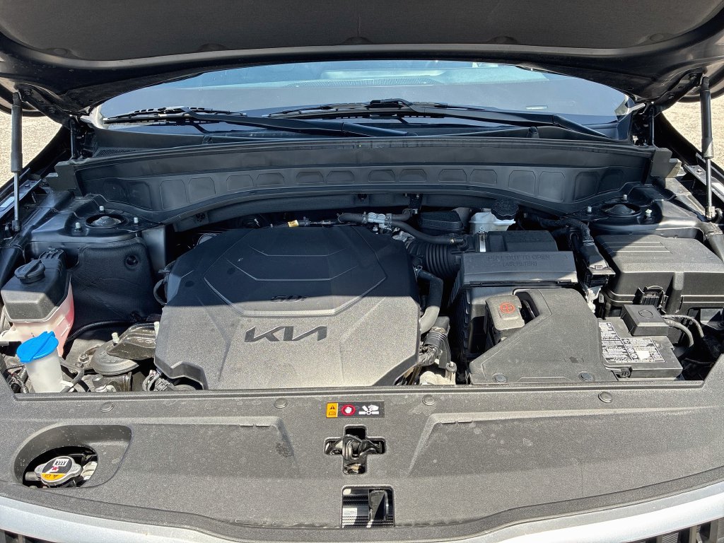 2024 Kia Telluride photo 33 of 35