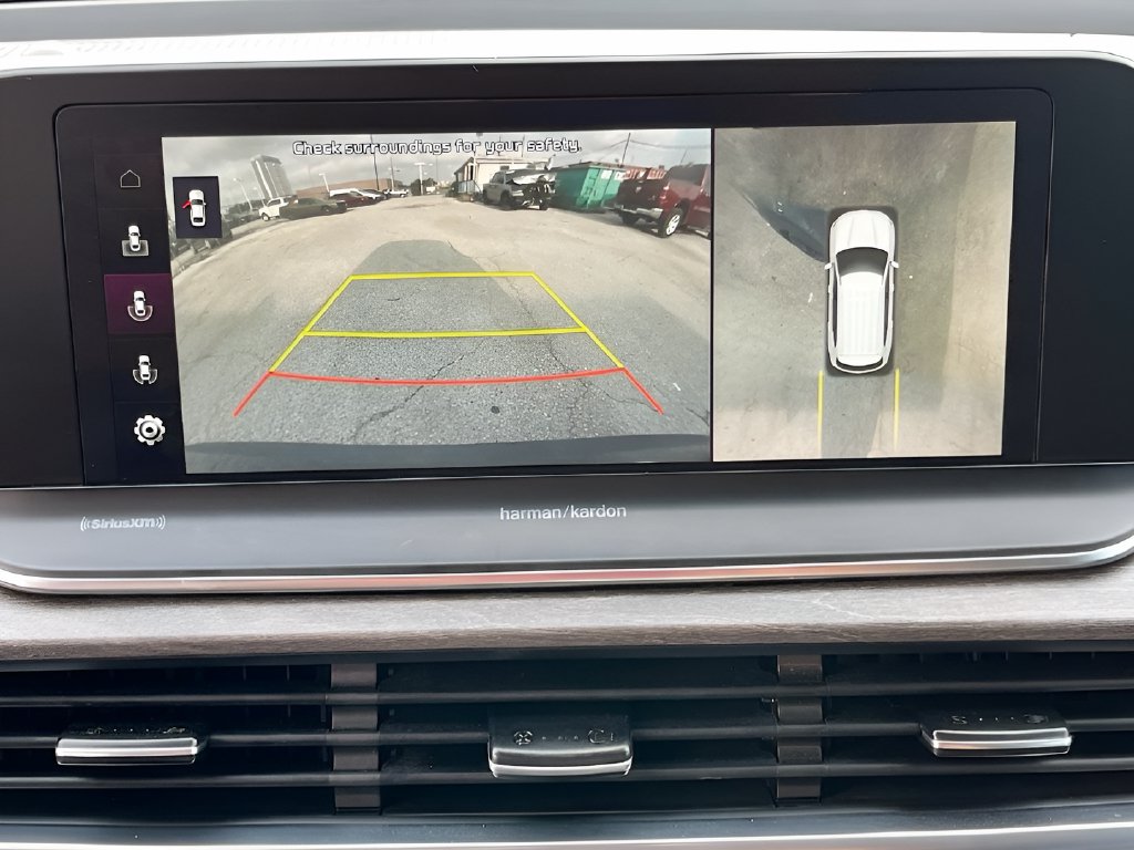 2022 Kia Telluride photo 14 of 36