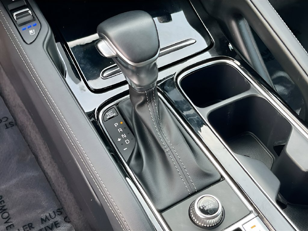 2022 Kia Telluride photo 17 of 36
