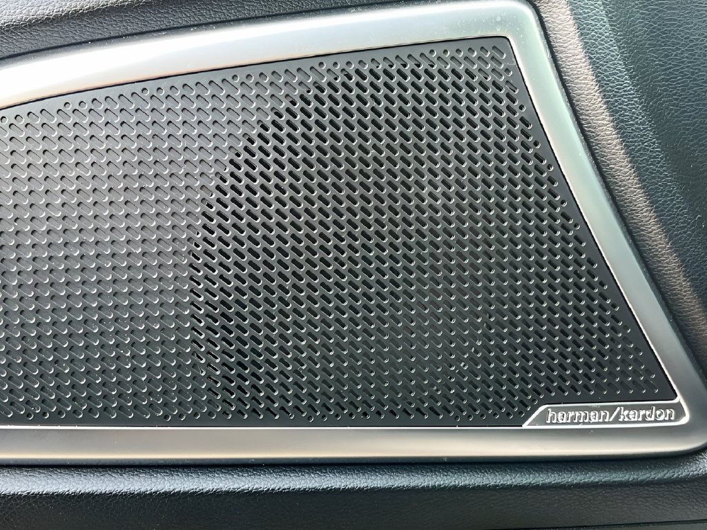 2022 Kia Telluride photo 19 of 36