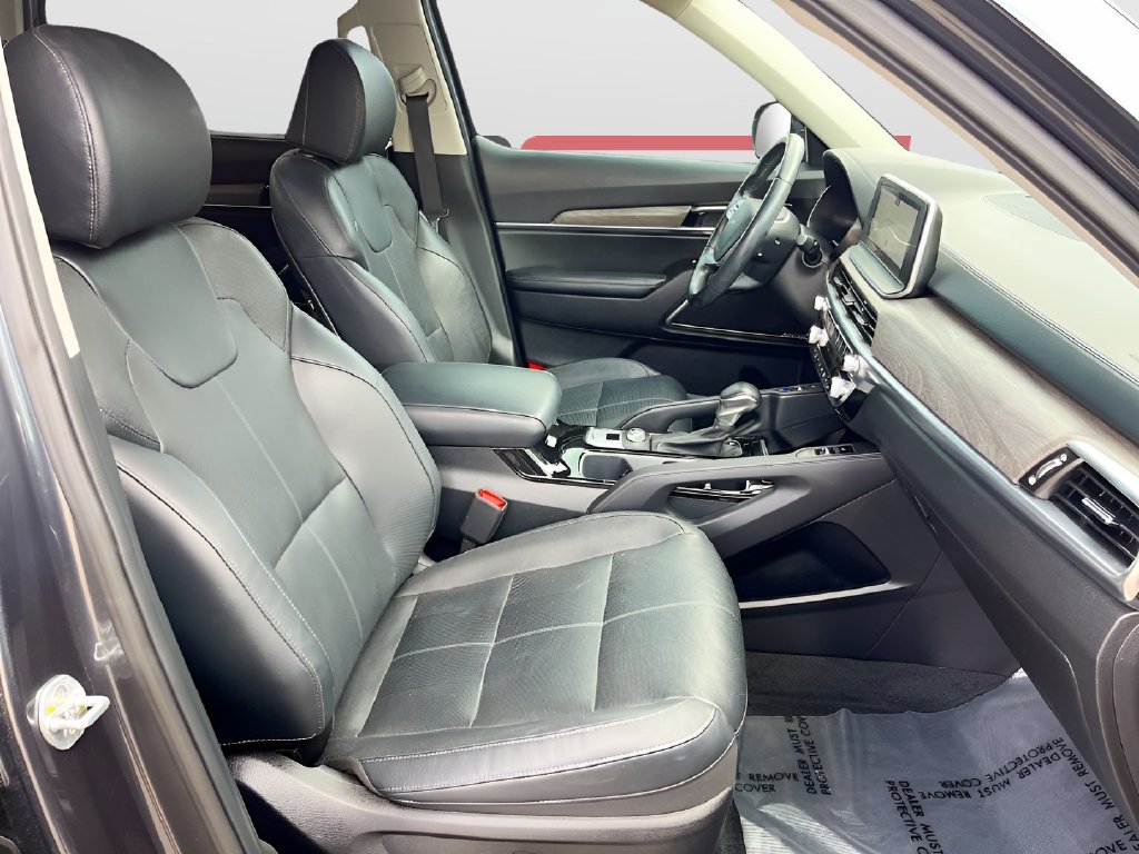 2022 Kia Telluride photo 31 of 36