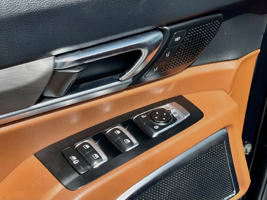 2024 Kia Telluride photo 18 of 37