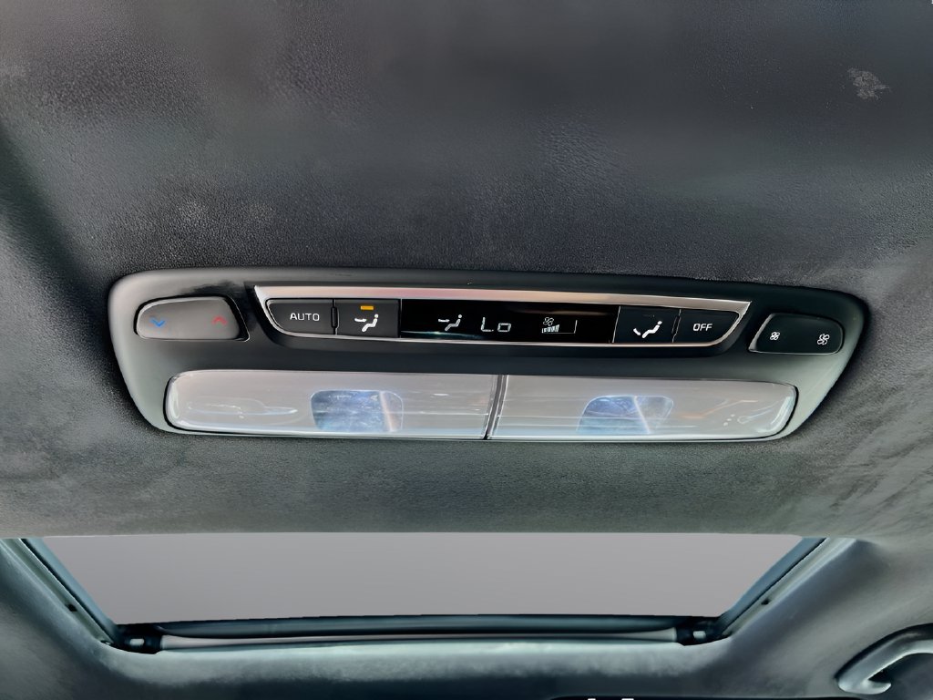2024 Kia Telluride photo 27 of 37