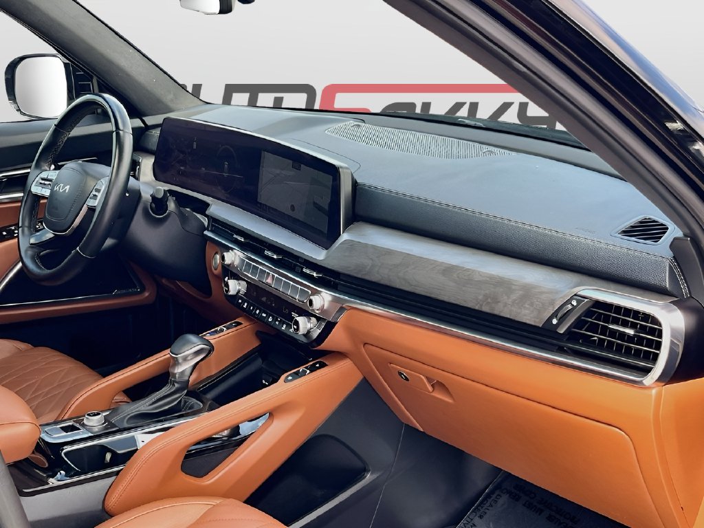2024 Kia Telluride photo 32 of 37