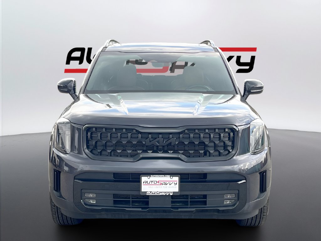 2025 Kia Telluride photo 2 of 38