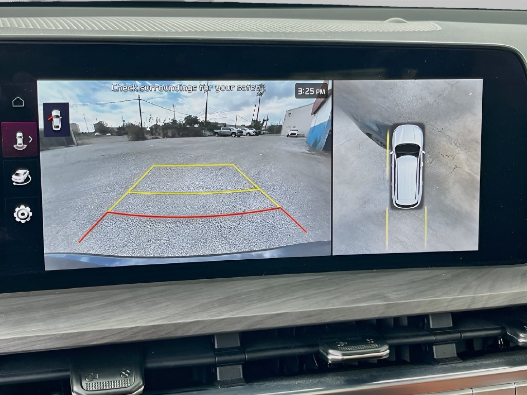 2025 Kia Telluride photo 14 of 38