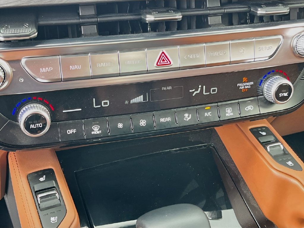 2025 Kia Telluride photo 16 of 38