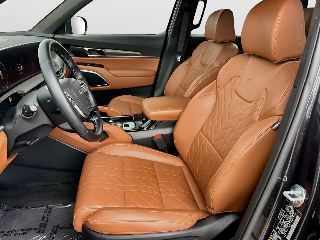 2025 Kia Telluride photo 22 of 38