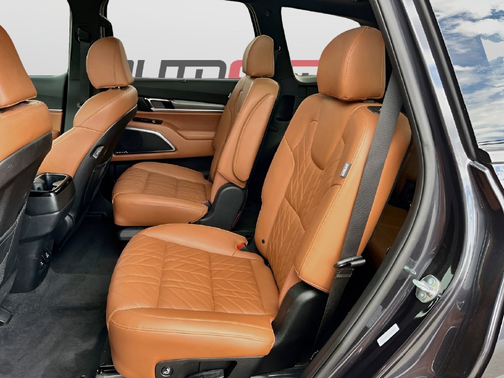 2025 Kia Telluride photo 26 of 38