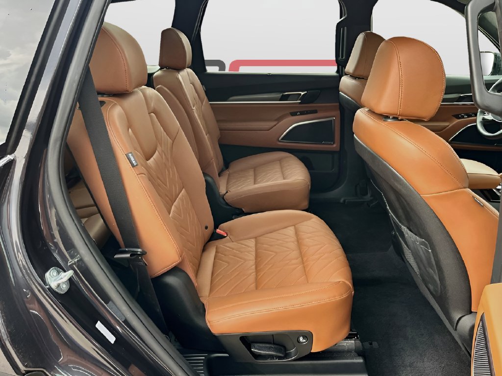 2025 Kia Telluride photo 30 of 38