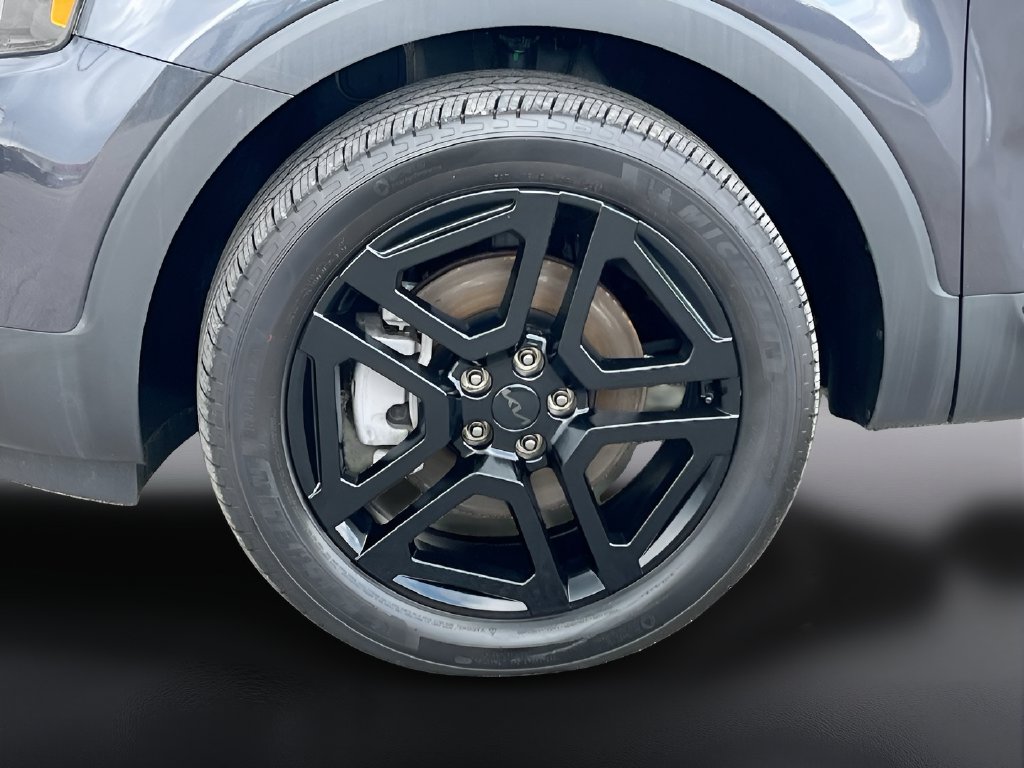2025 Kia Telluride photo 34 of 38