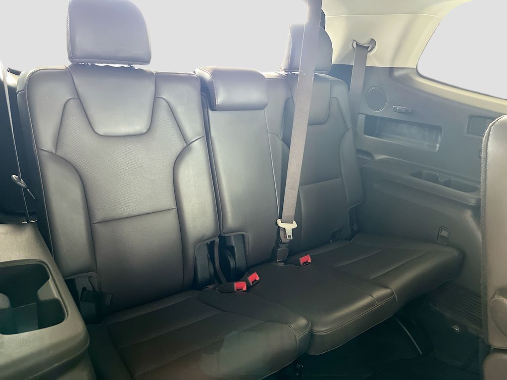 2021 Kia Telluride photo 30 of 36