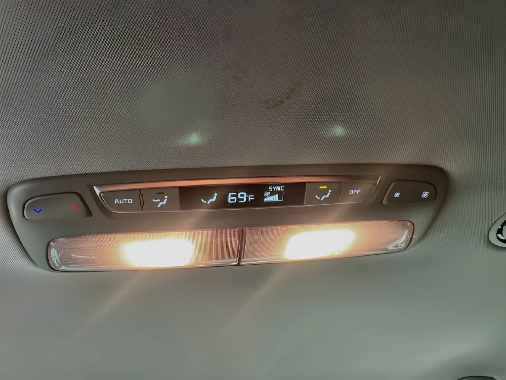 Used 2023 Gravity Gray Metallic Kia S image 25