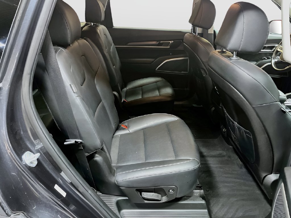 Used 2023 Gravity Gray Metallic Kia S image 28