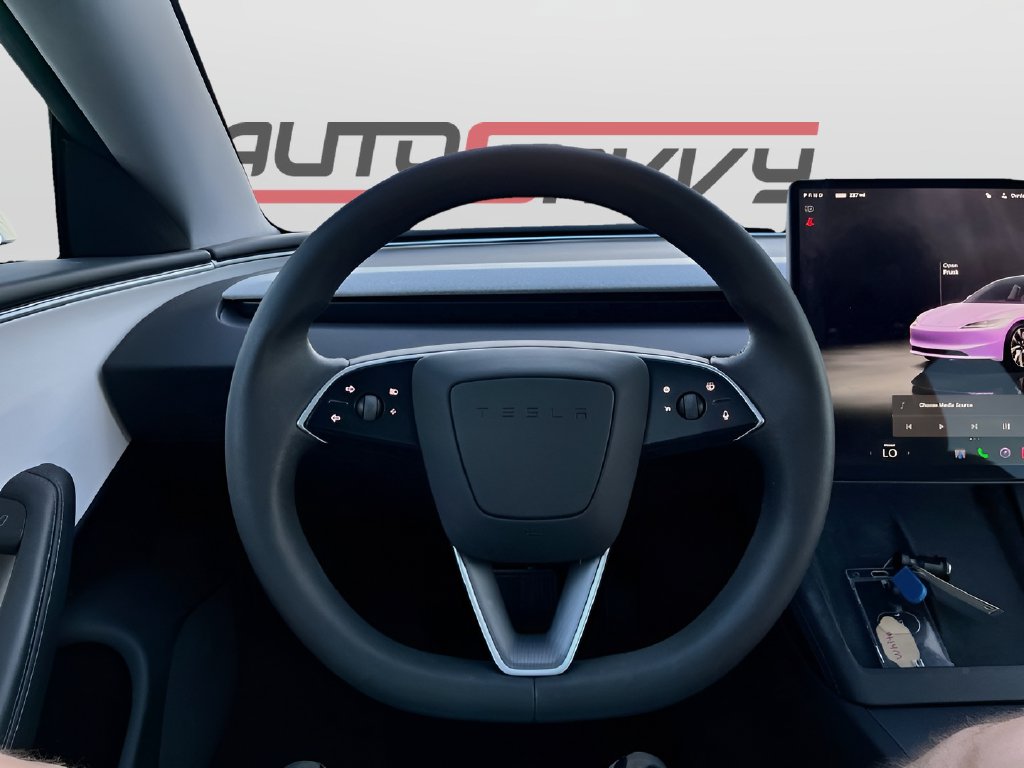 2024 Tesla Model 3 photo 10 of 32