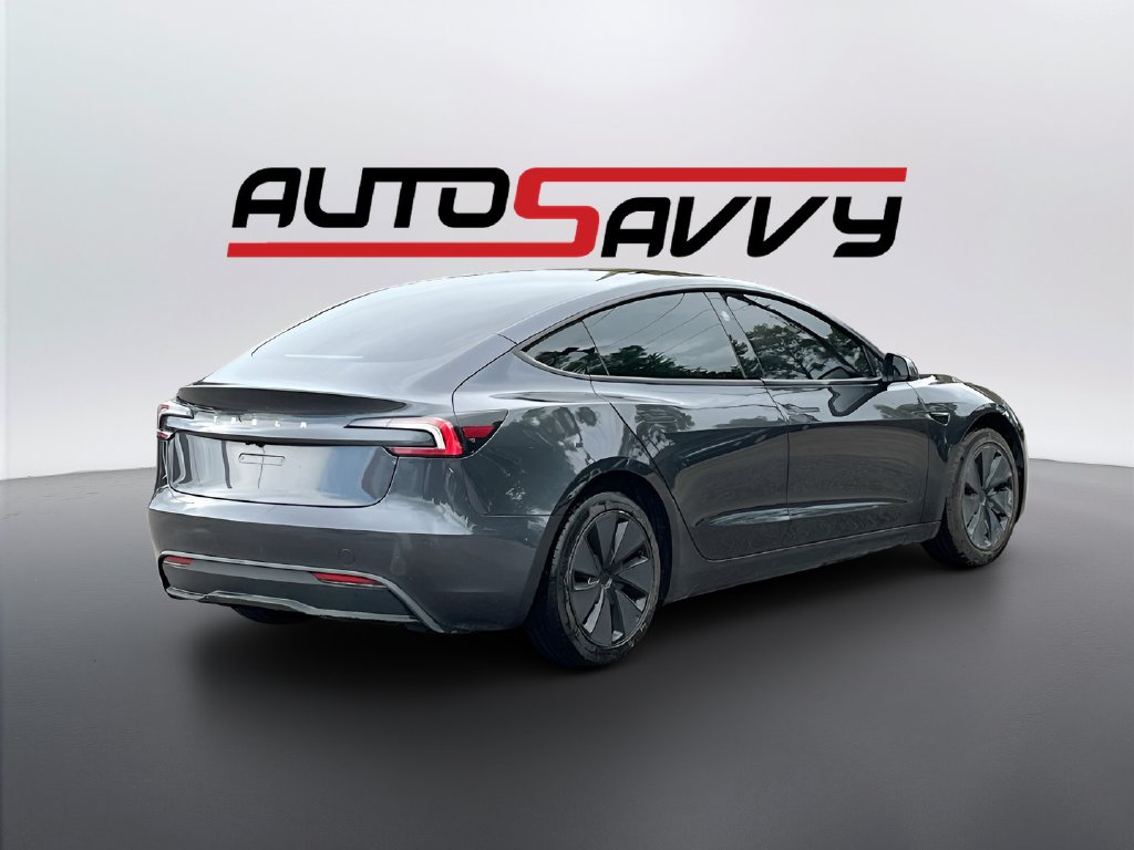 2025 Tesla Model 3 photo 7 of 32