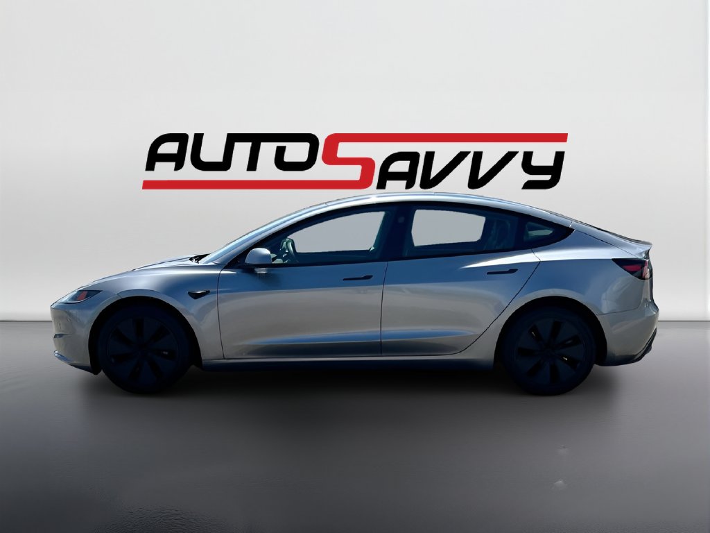 2025 Tesla Model 3 photo 4 of 34