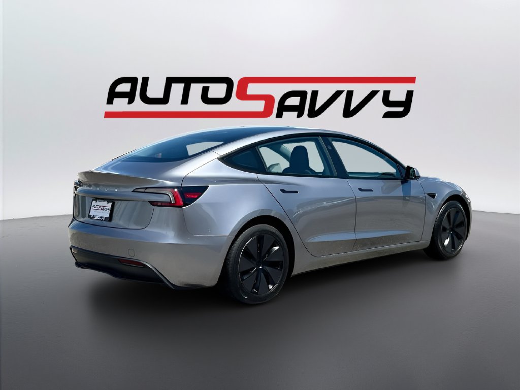 2025 Tesla Model 3 photo 7 of 34
