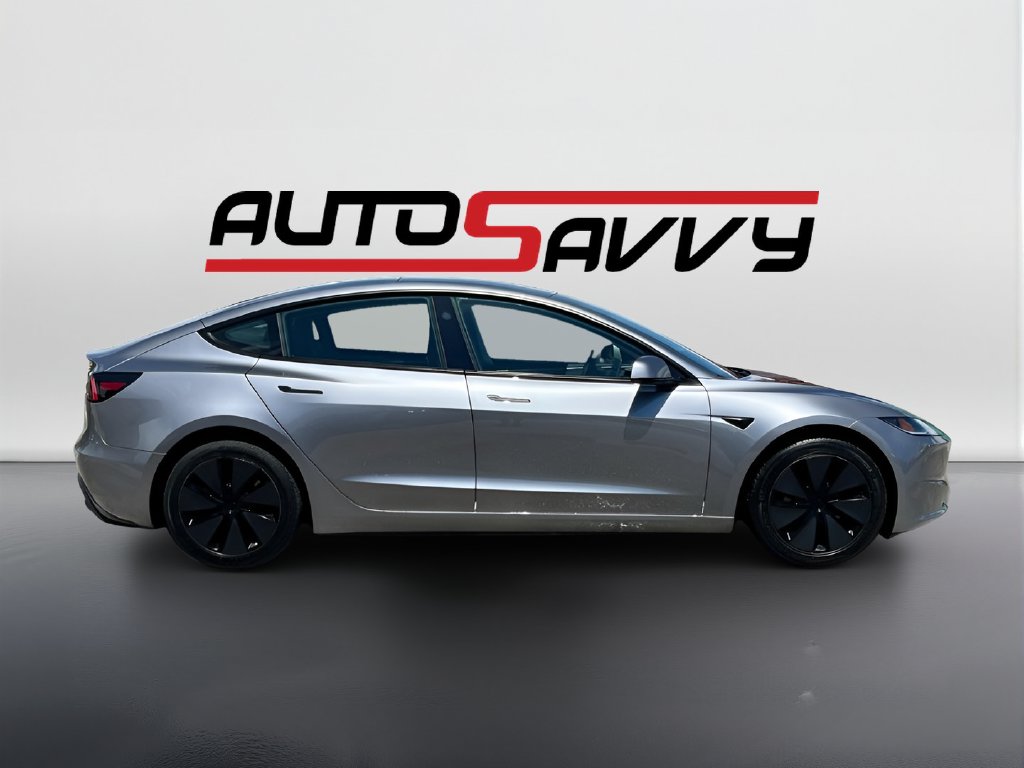 2025 Tesla Model 3 photo 8 of 34