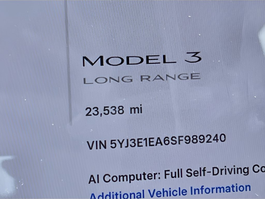 2025 Tesla Model 3 photo 12 of 34