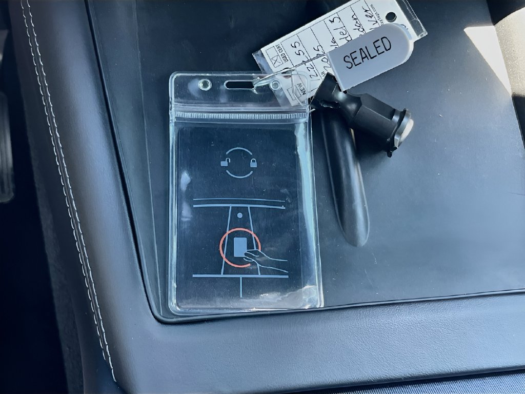 2025 Tesla Model 3 photo 34 of 34
