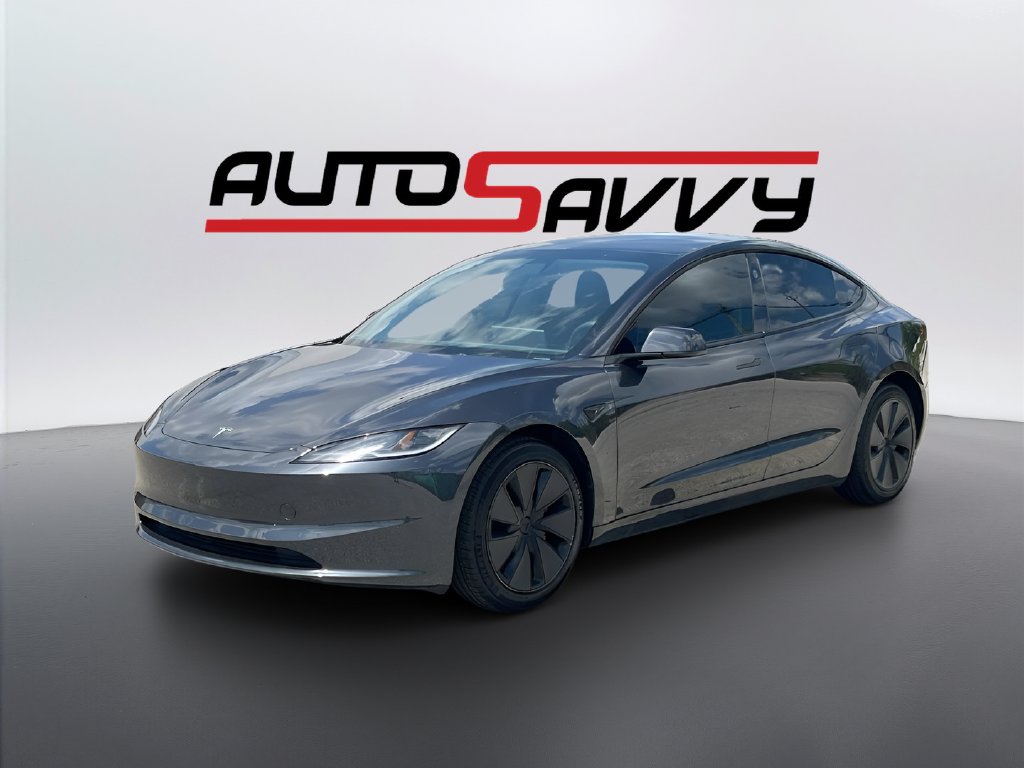 2025 Tesla Model 3 photo 3 of 33