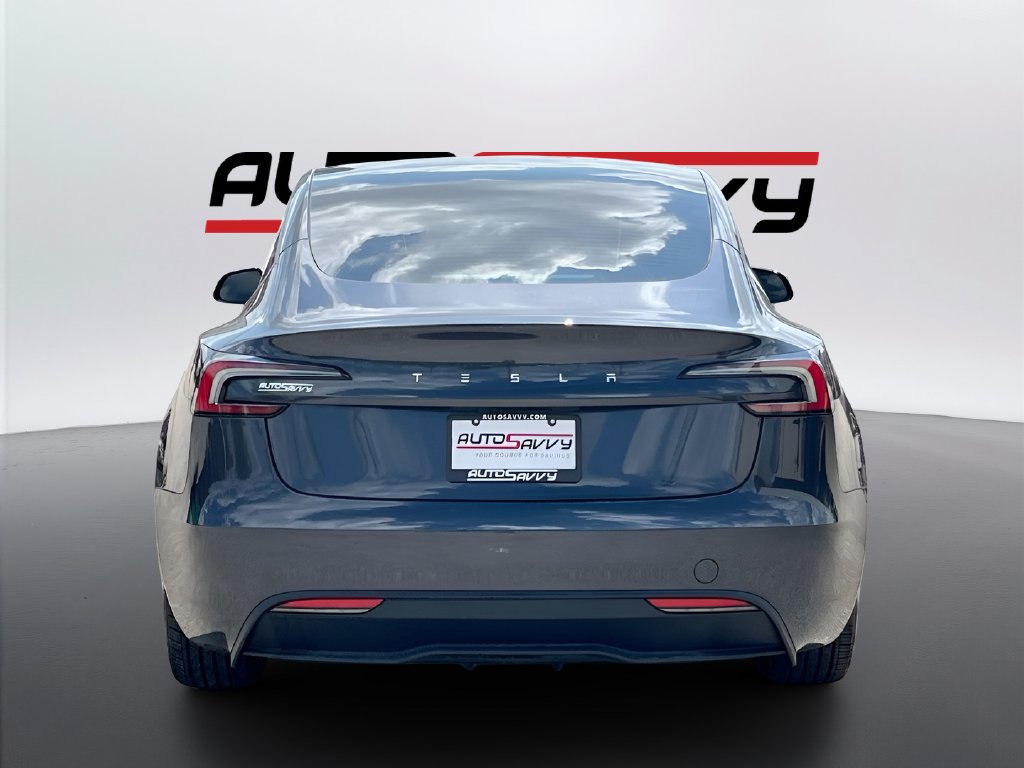 2025 Tesla Model 3 photo 6 of 33