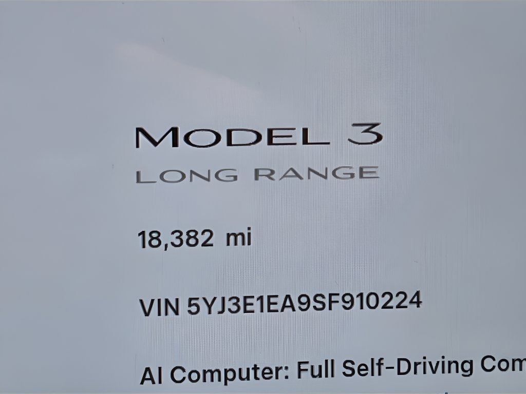 2025 Tesla Model 3 photo 12 of 33