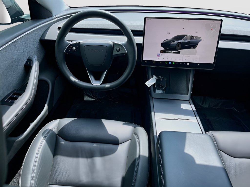 2025 Tesla Model 3 photo 23 of 33
