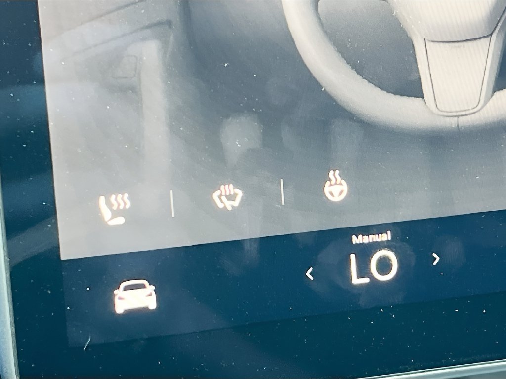 2025 Tesla Model Y photo 20 of 33