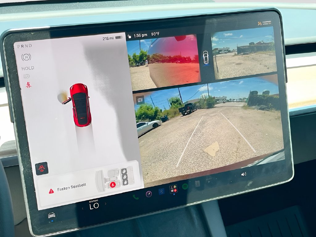 2024 Tesla Model Y photo 14 of 34