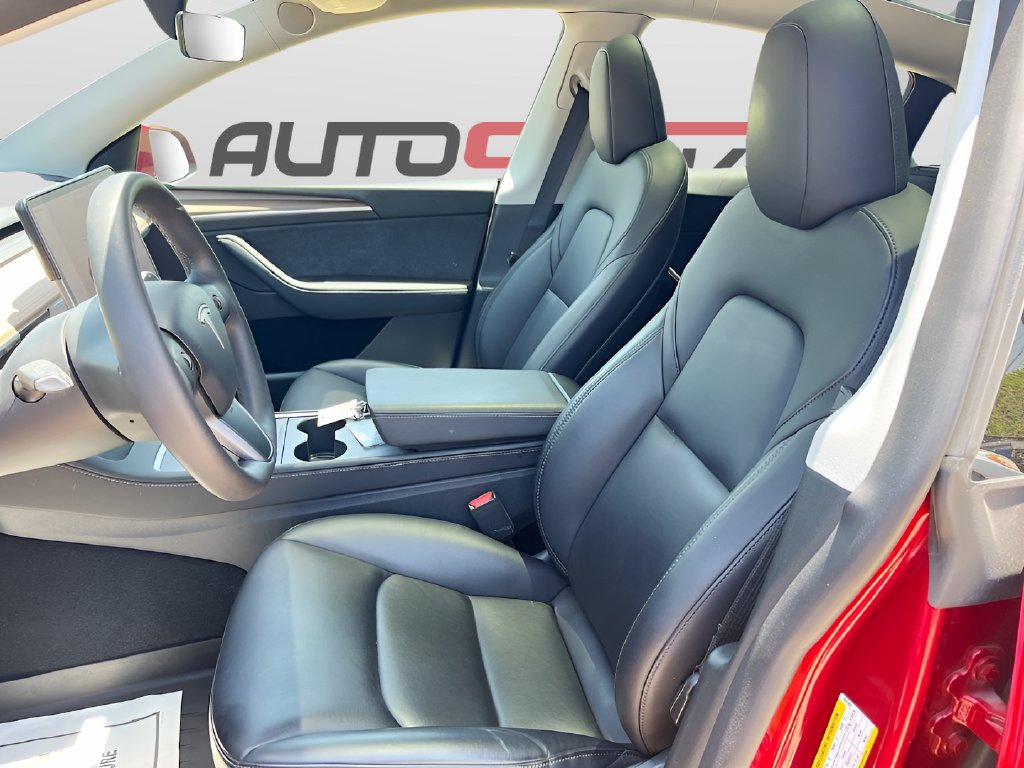 2024 Tesla Model Y photo 21 of 34