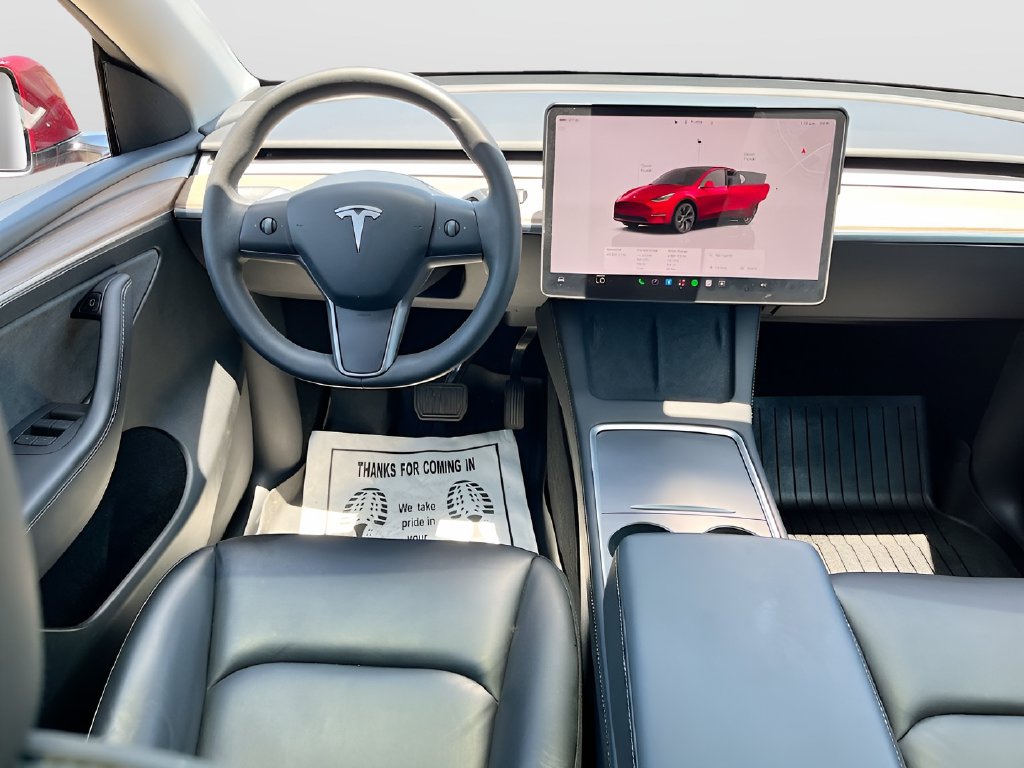 2024 Tesla Model Y photo 23 of 34