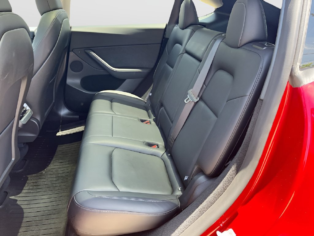 2024 Tesla Model Y photo 25 of 34