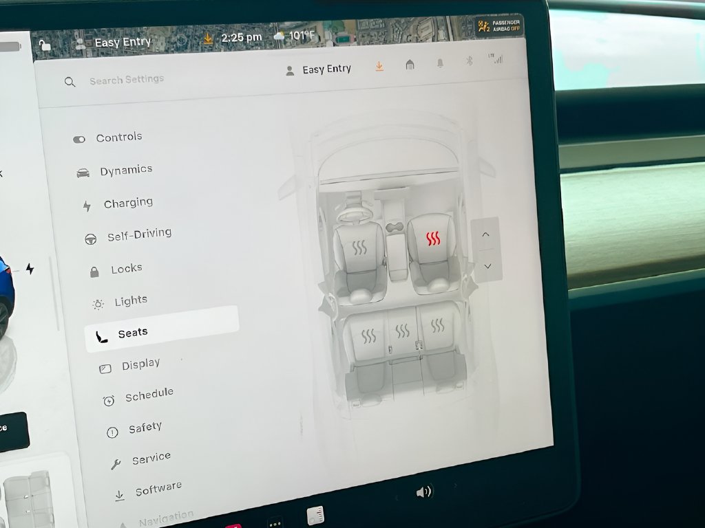 2025 Tesla Model Y photo 20 of 34