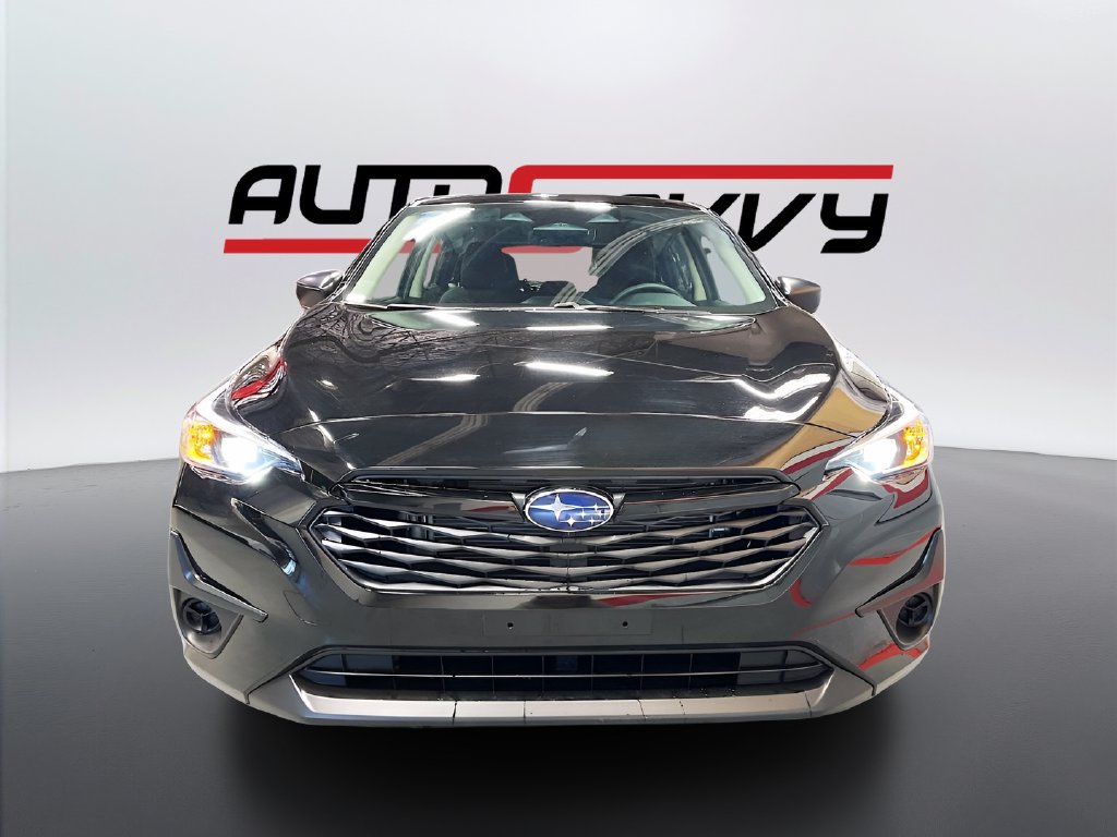 Used 2025 Crystal Black Silica Subaru Base image 2