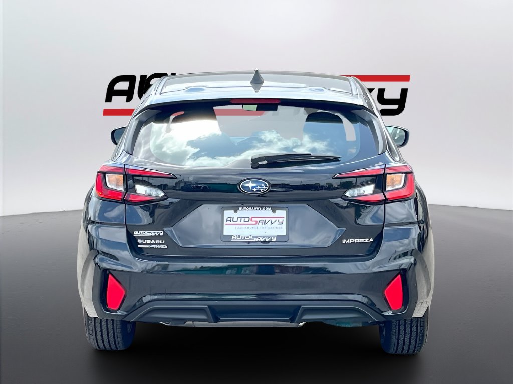 2025 Subaru Impreza photo 6 of 30