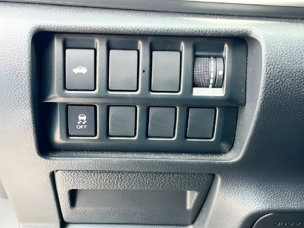 2023 Subaru WRX photo 10 of 32