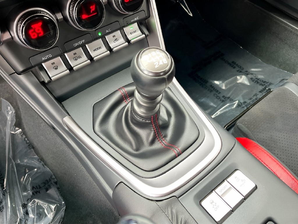 2025 Subaru BRZ photo 16 of 31