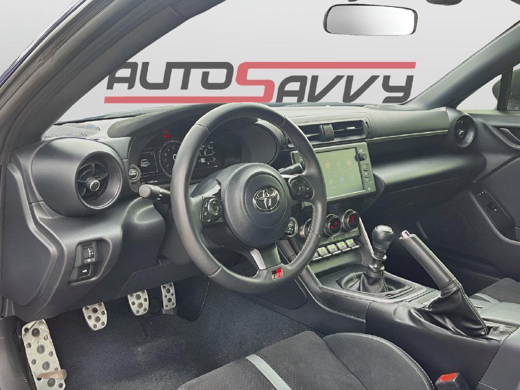 2024 Toyota GR86 photo 9 of 30