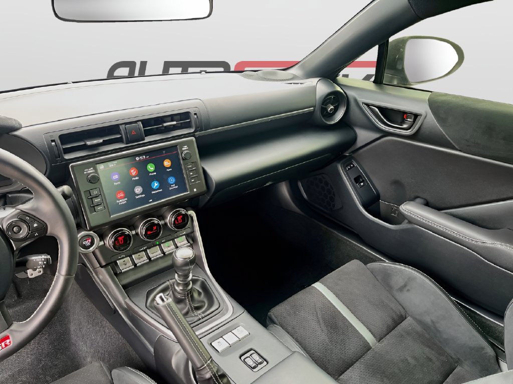 2024 Toyota GR86 photo 22 of 30