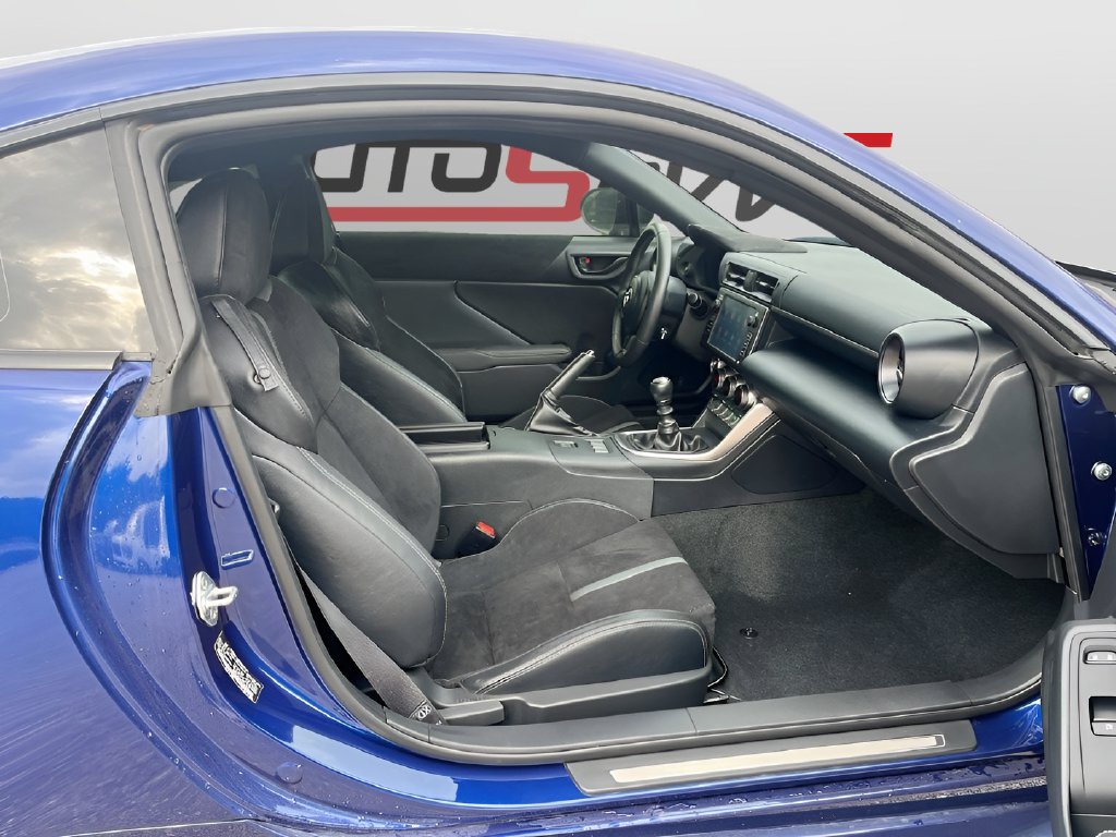 2024 Toyota GR86 photo 26 of 30
