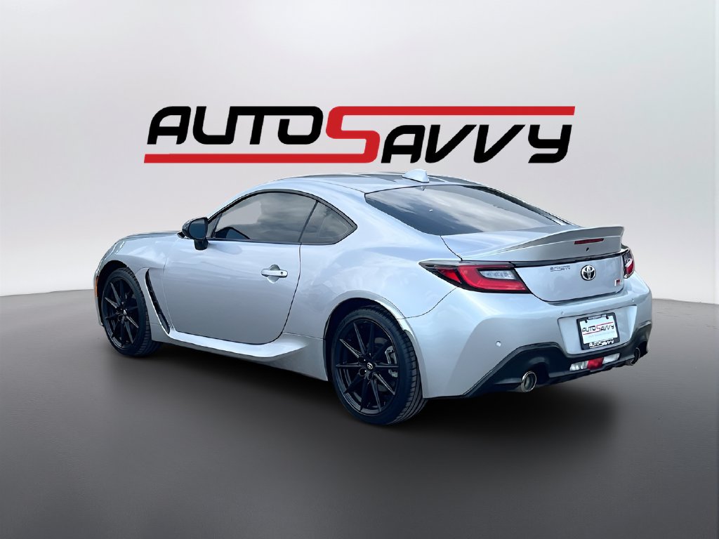 2025 Toyota GR86 photo 5 of 30