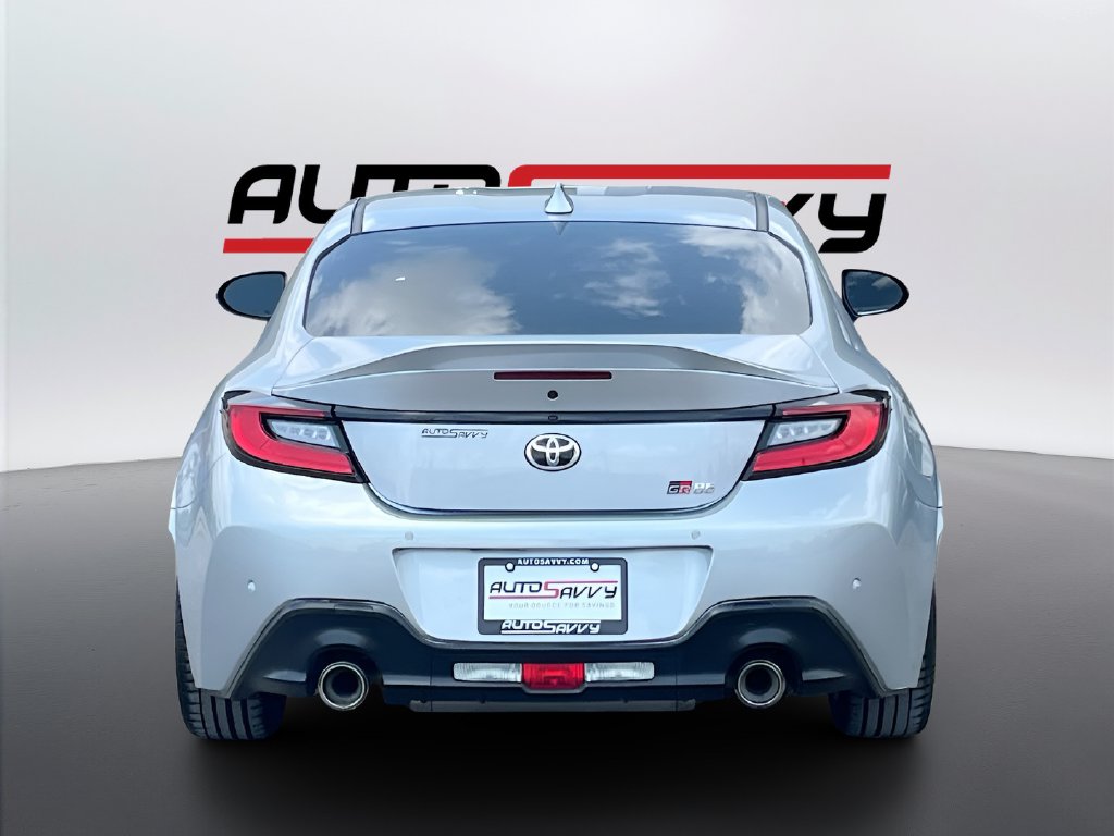 2025 Toyota GR86 photo 6 of 30