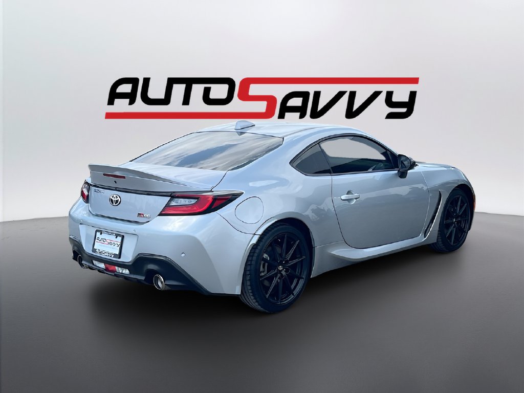 2025 Toyota GR86 photo 7 of 30